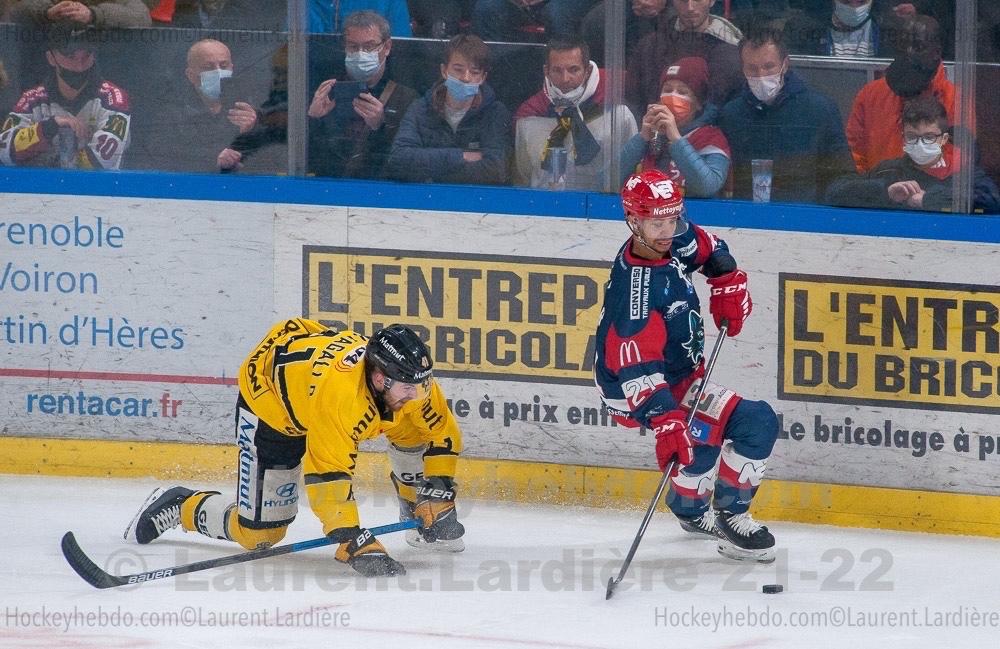 Grenoble  2 - 0 Rouen