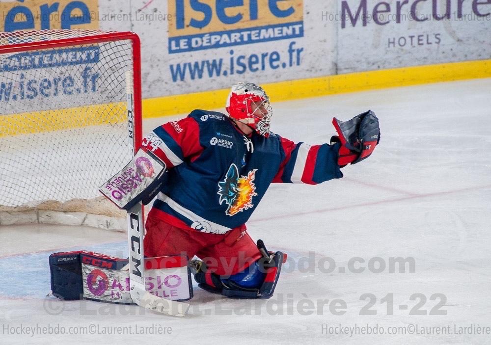 Grenoble  2 - 0 Rouen