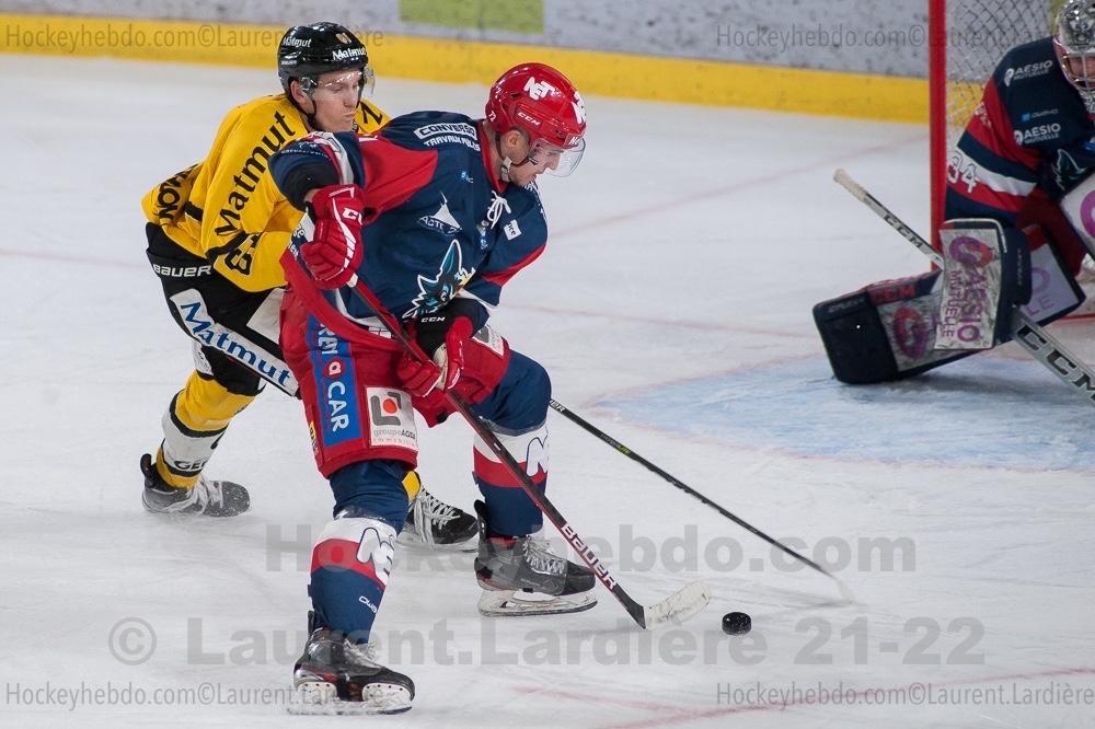 Grenoble  2 - 0 Rouen