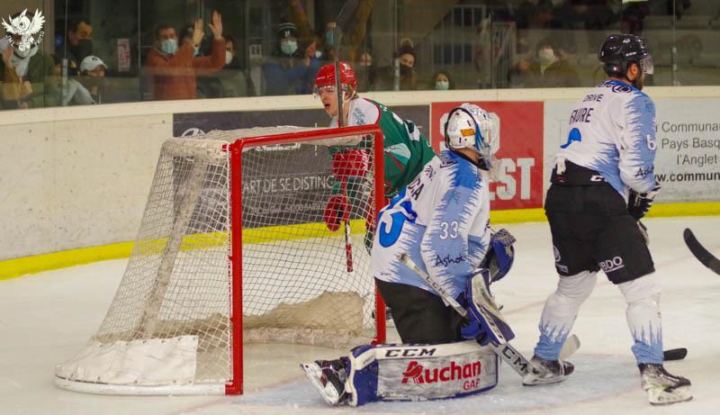 Anglet 7 - 5 Gap 