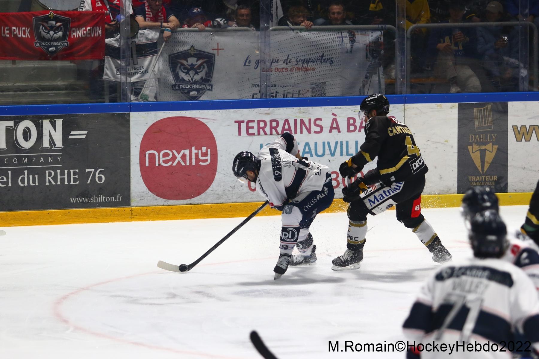 Rouen 2 - 4 Angers 