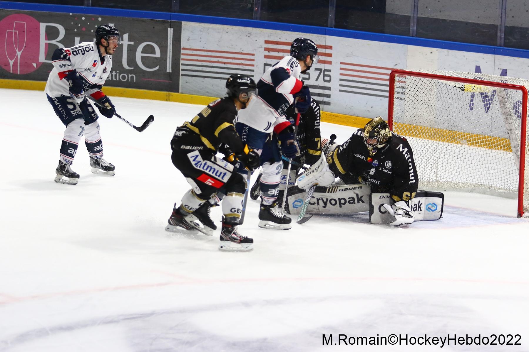 Rouen 2 - 4 Angers 