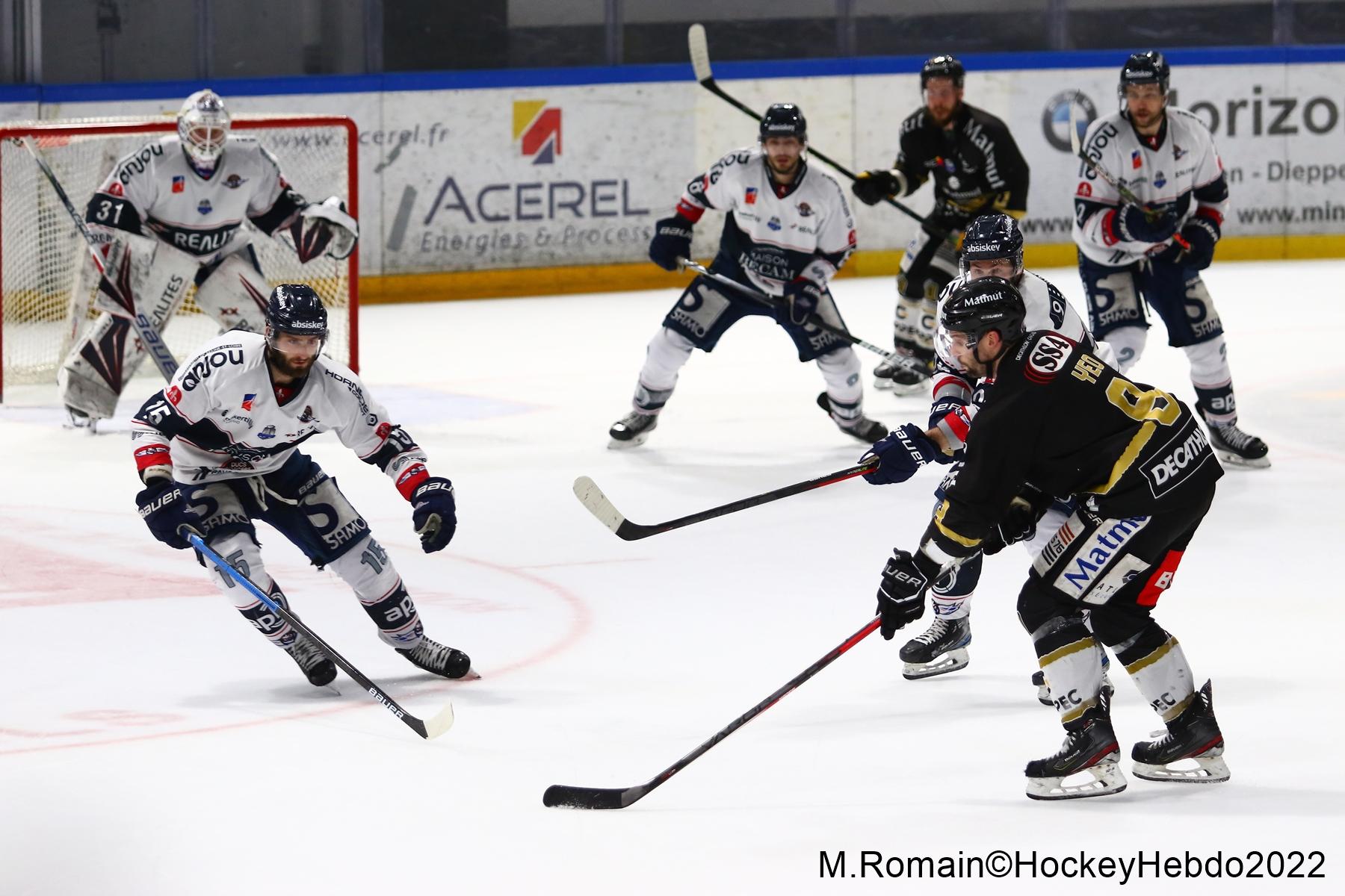 Rouen 2 - 4 Angers 
