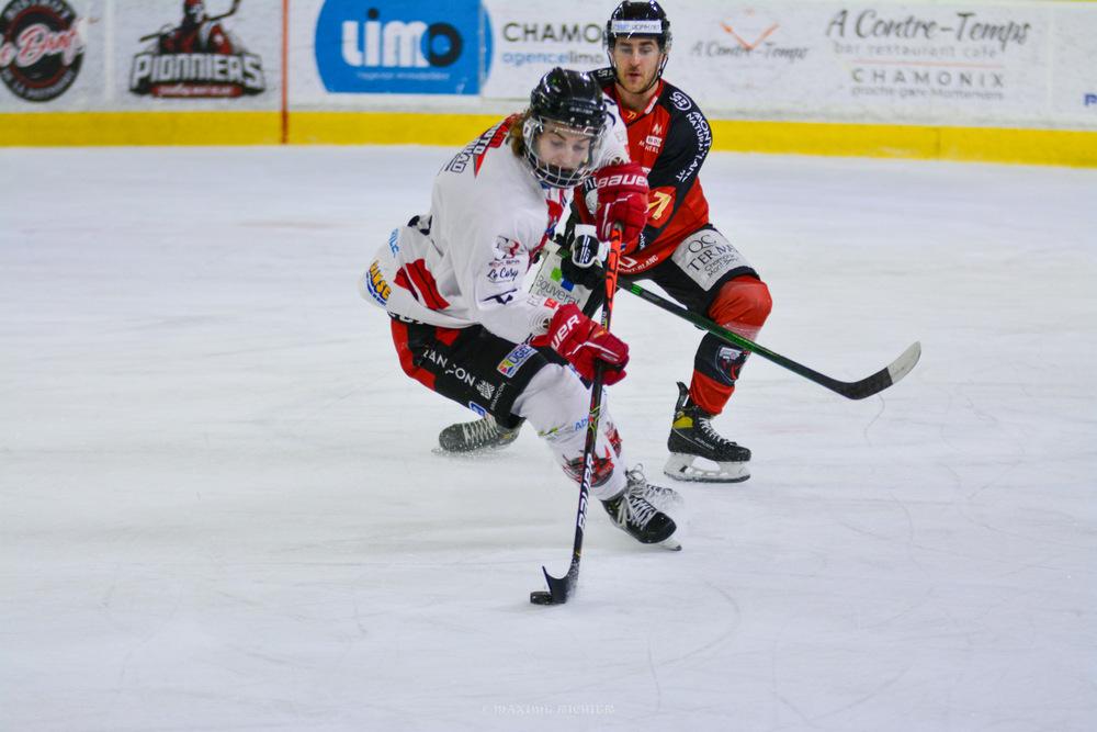 Chamonix  2 - 3 Briançon 