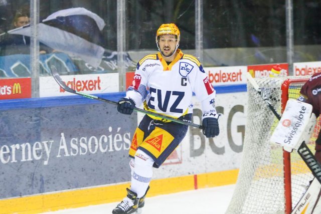 Photo hockey match Genève - Zug le 05/03/2022