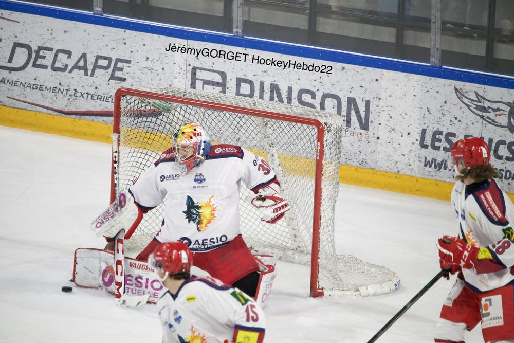 Angers  3 - 5 Grenoble 