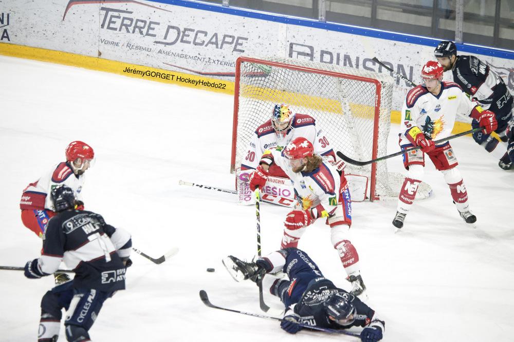 Angers  3 - 5 Grenoble 
