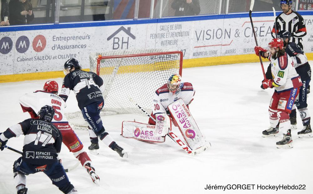 Angers  3 - 5 Grenoble 