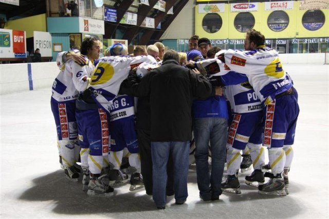 Photo hockey match Gap  - Avignon le 18/04/2009