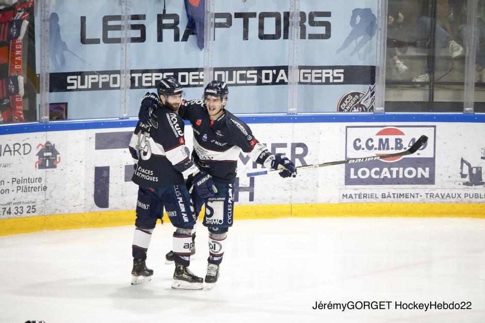 Angers  5 - 1 Chamonix 
