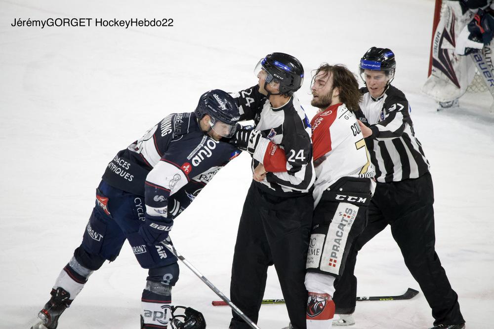 Angers  5 - 1 Chamonix 