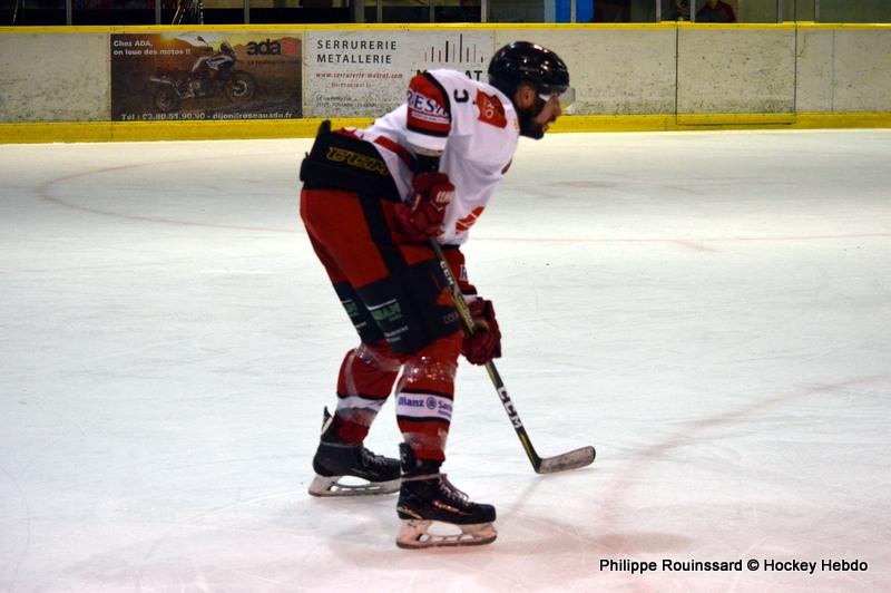 Dijon  7 - 4 Briançon II