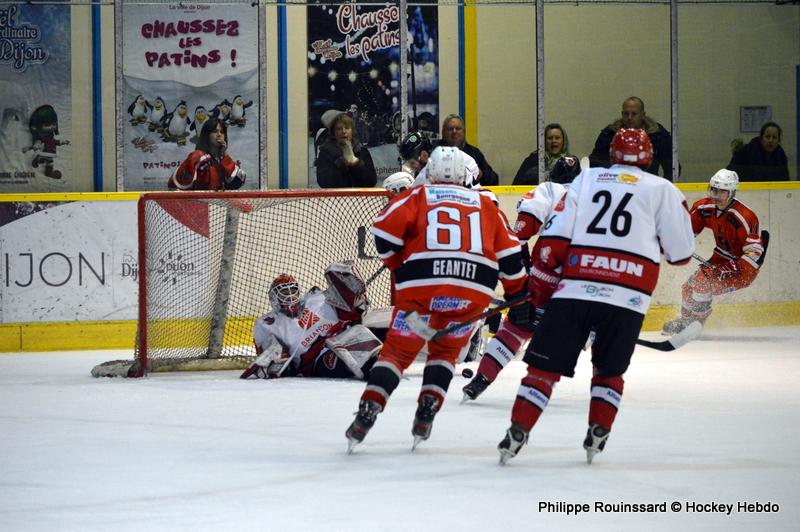 Dijon  7 - 4 Briançon II
