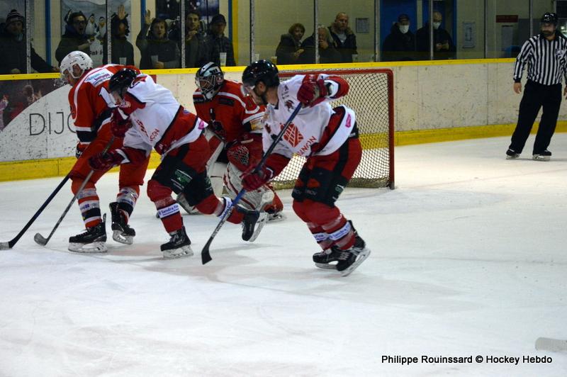 Dijon  7 - 4 Briançon II