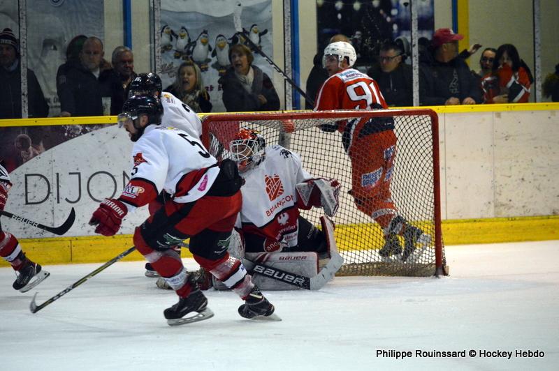 Dijon  7 - 4 Briançon II