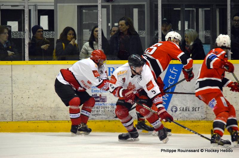 Dijon  7 - 4 Briançon II