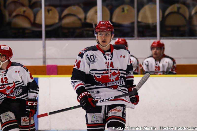 Clermont-Ferrand 2 - 10 Neuilly/Marne
