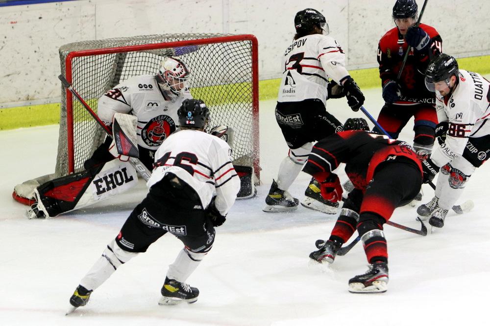 Nice 4 - 2 Mulhouse