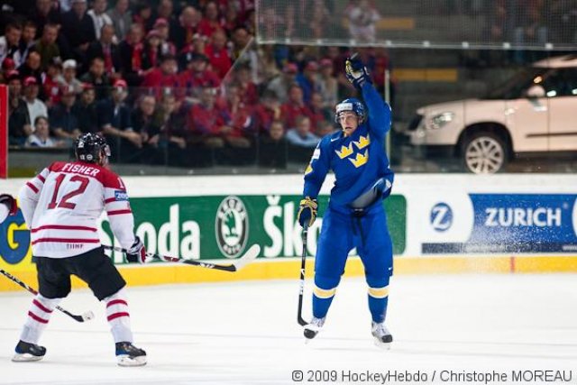 Photo hockey reportage CM 09 1/2 : Le Canada sera l'autre finaliste