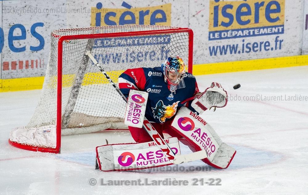 Grenoble  7 - 2 Cergy-Pontoise