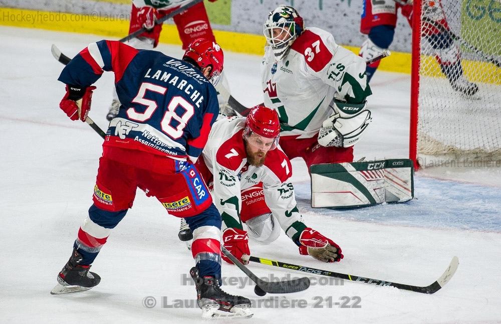 Grenoble  7 - 2 Cergy-Pontoise