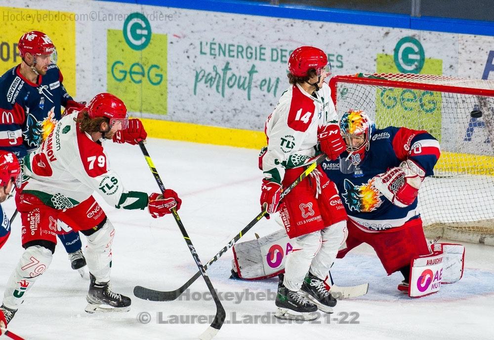 Grenoble  7 - 2 Cergy-Pontoise