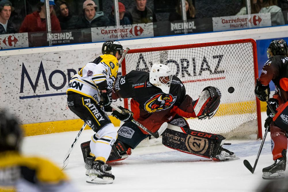 Morzine-Avoriaz 5 - 1 Roanne