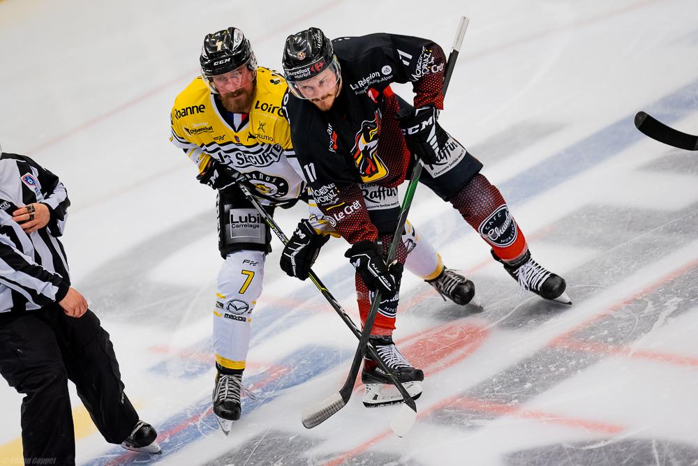 Morzine-Avoriaz 5 - 1 Roanne