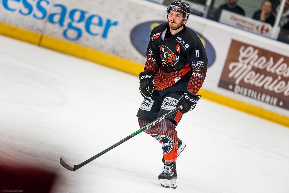Morzine-Avoriaz 5 - 1 Roanne