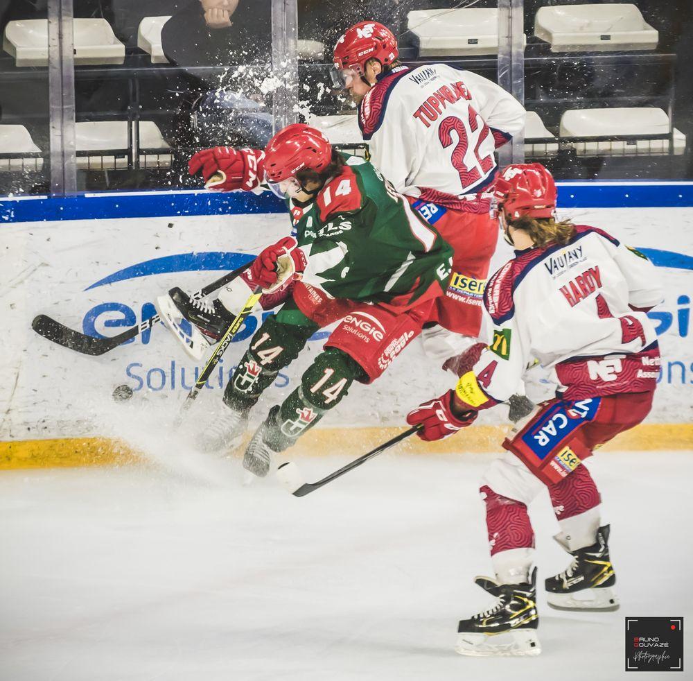 Cergy-Pontoise 2 - 5 Grenoble 