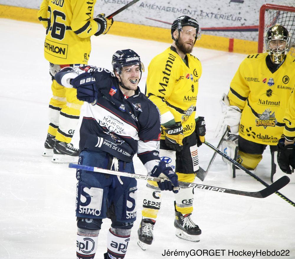 Angers  3 - 4 Rouen