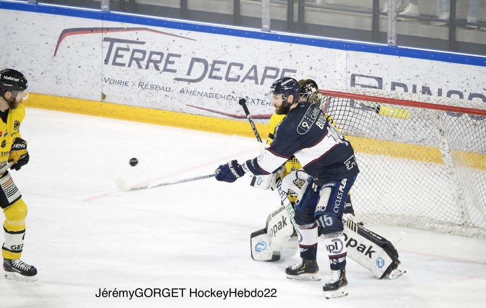 Angers  3 - 4 Rouen