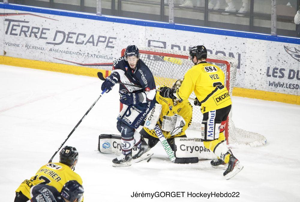 Angers  3 - 4 Rouen