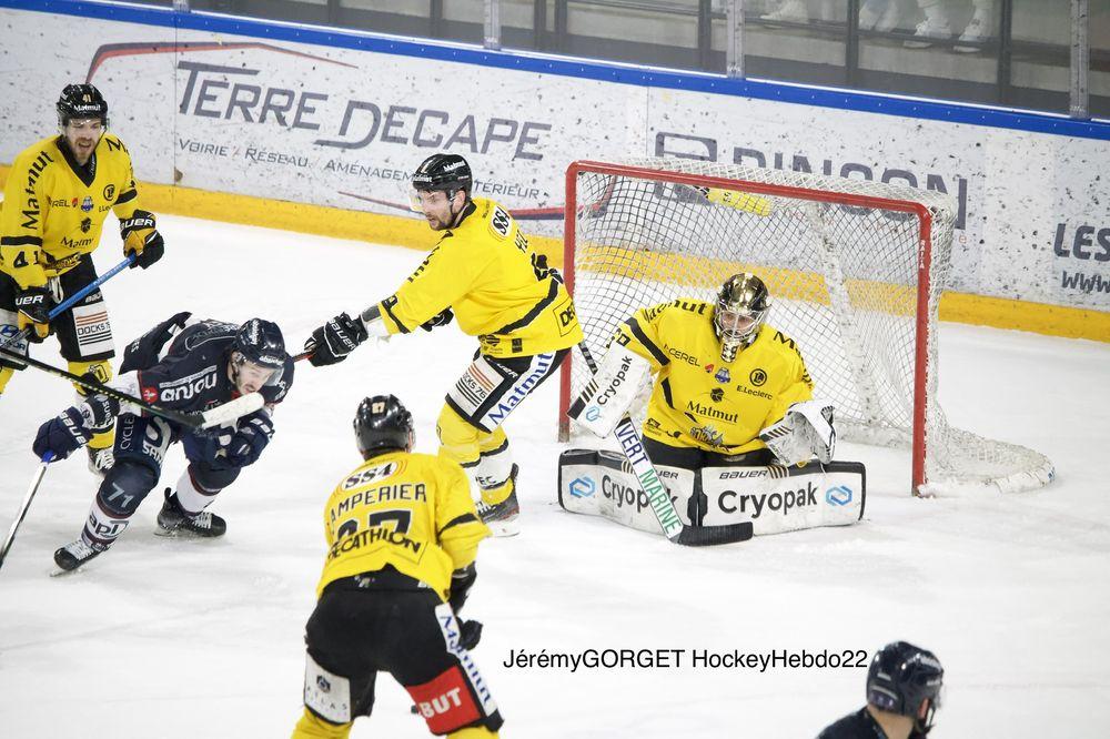 Angers  3 - 4 Rouen