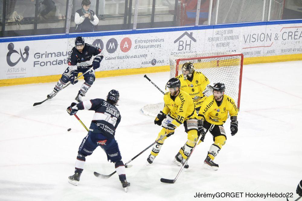 Angers  3 - 4 Rouen