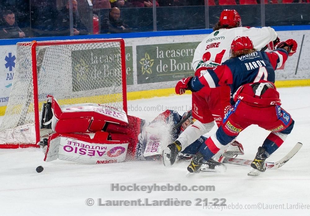 Grenoble  7 - 0 Cergy-Pontoise