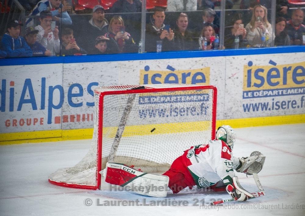 Grenoble  7 - 0 Cergy-Pontoise