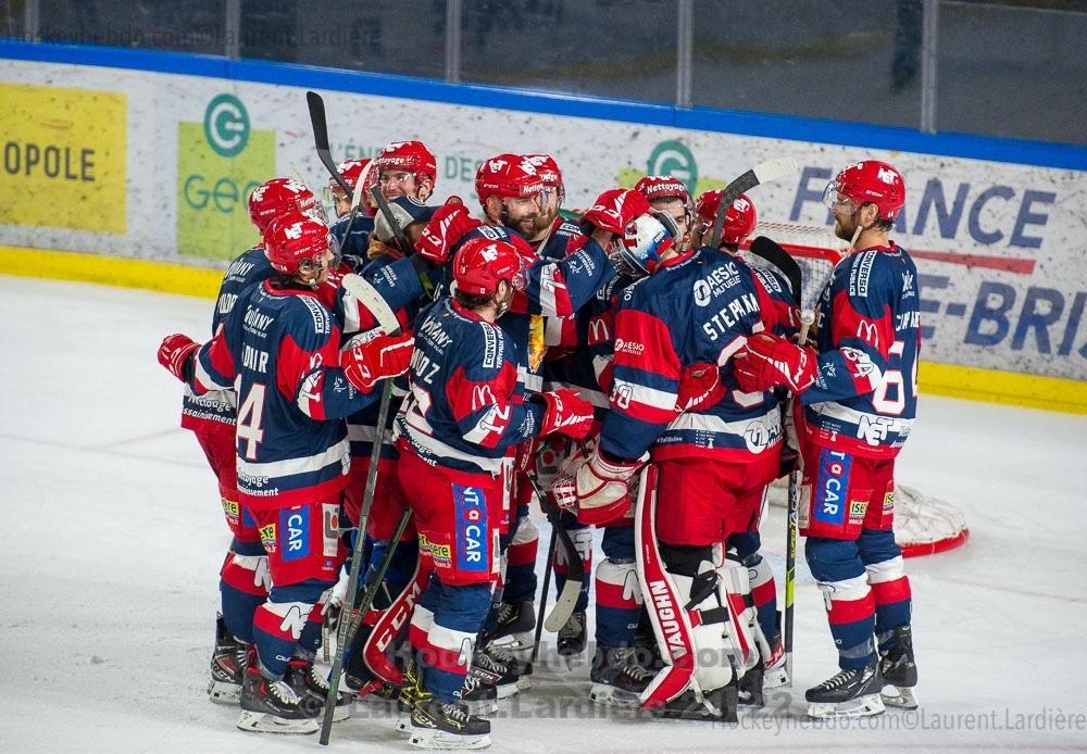 Grenoble  7 - 0 Cergy-Pontoise