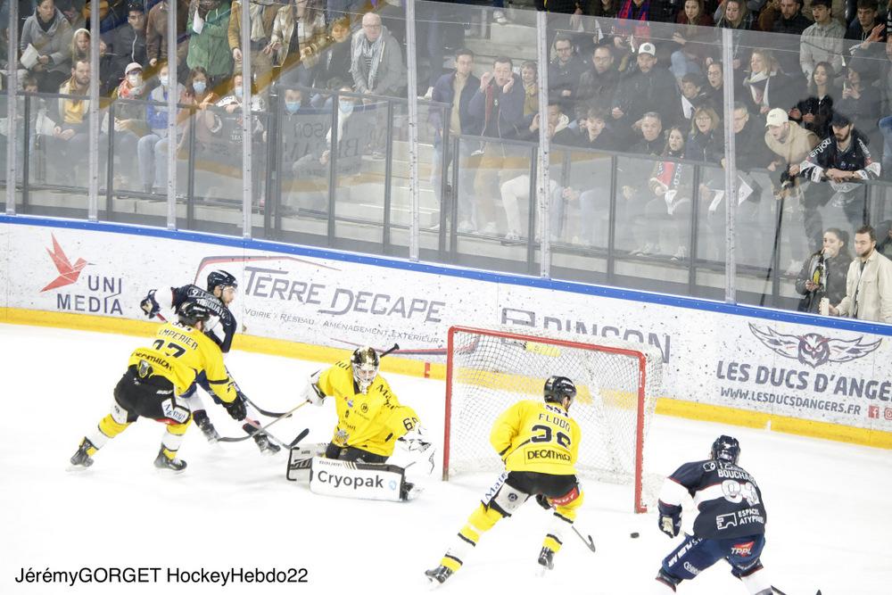 Angers  7 - 1 Rouen
