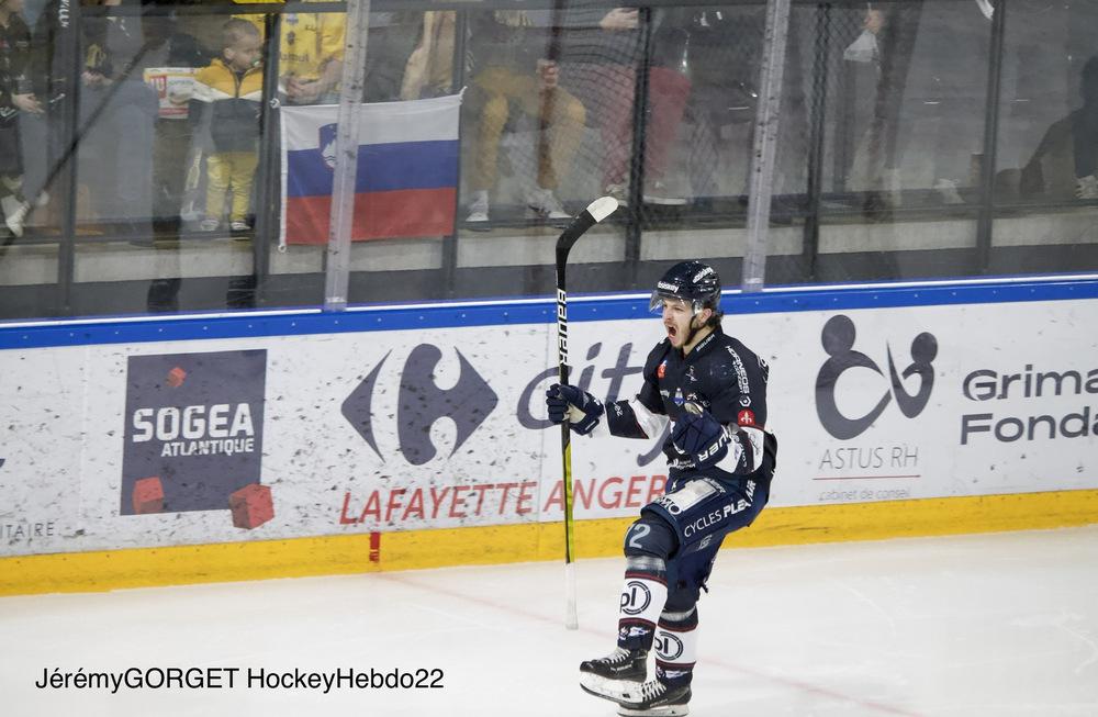 Angers  7 - 1 Rouen
