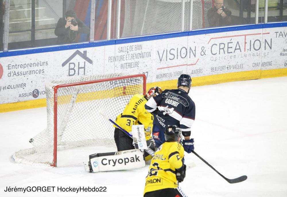 Angers  7 - 1 Rouen