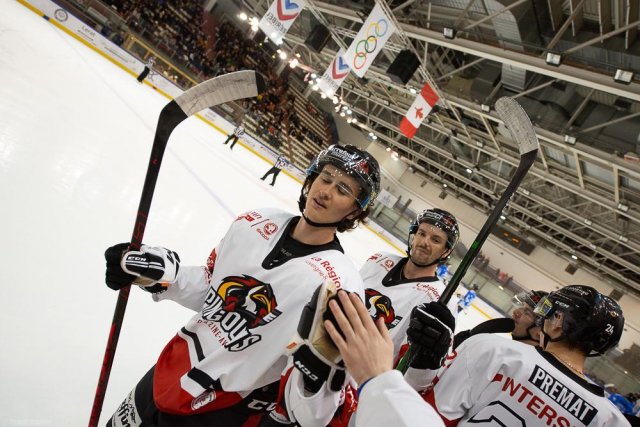 Photo hockey match Courchevel-Méribel-Pralognan - Morzine-Avoriaz le 02/04/2022