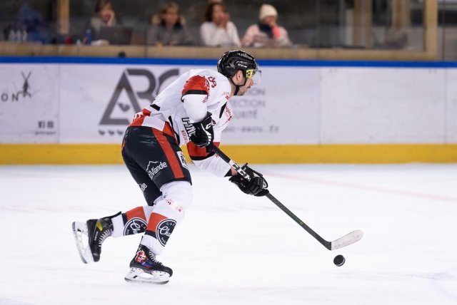 Photo hockey match Courchevel-Méribel-Pralognan - Morzine-Avoriaz le 02/04/2022