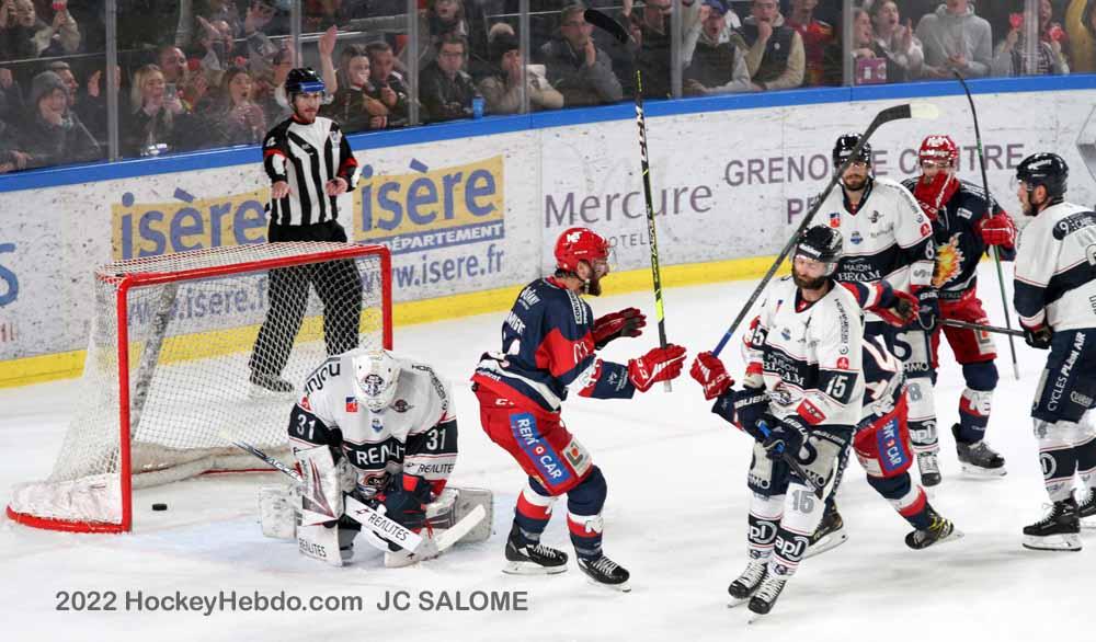 Grenoble  5 - 2 Angers 