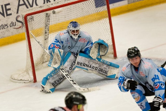 Photo hockey match Morzine-Avoriaz - Courchevel-Méribel-Pralognan le 09/04/2022