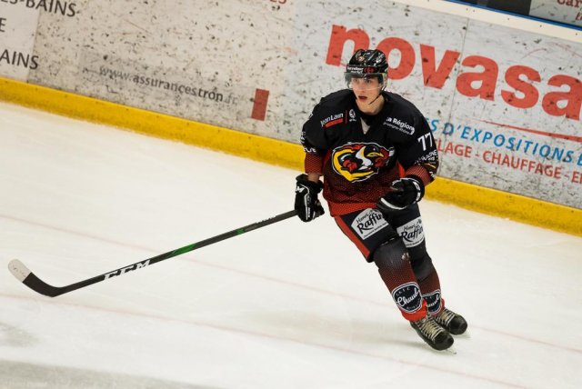 Photo hockey match Morzine-Avoriaz - Courchevel-Méribel-Pralognan le 09/04/2022