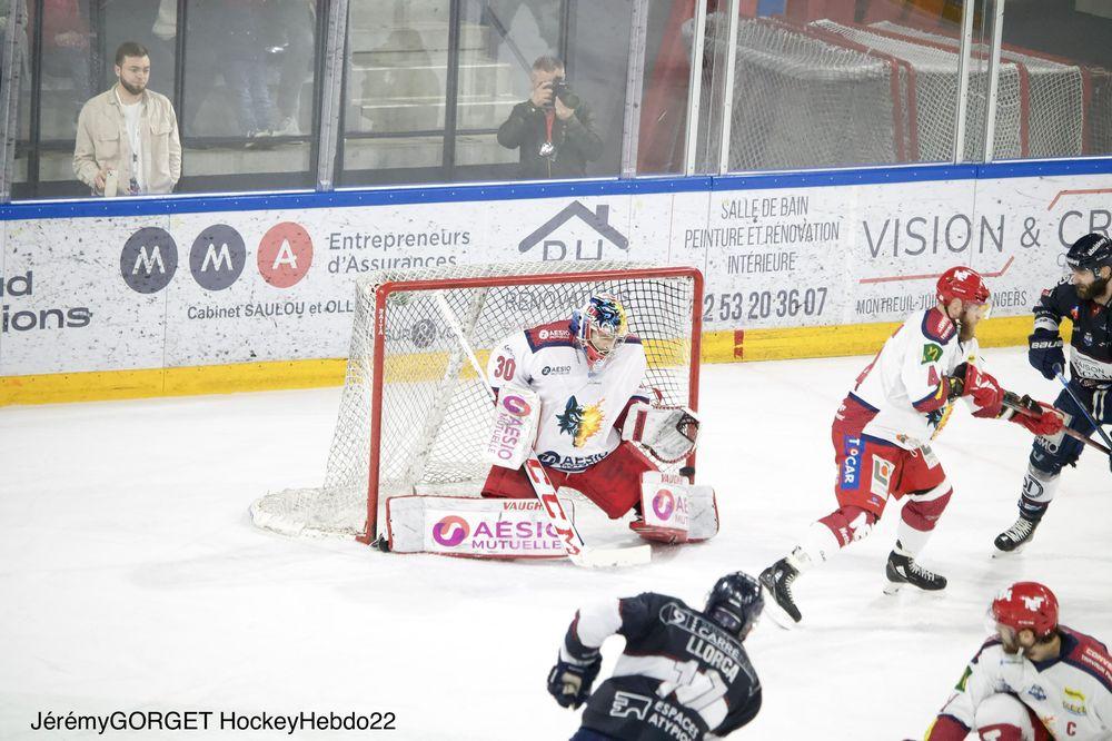 Angers  4 - 5 Grenoble 