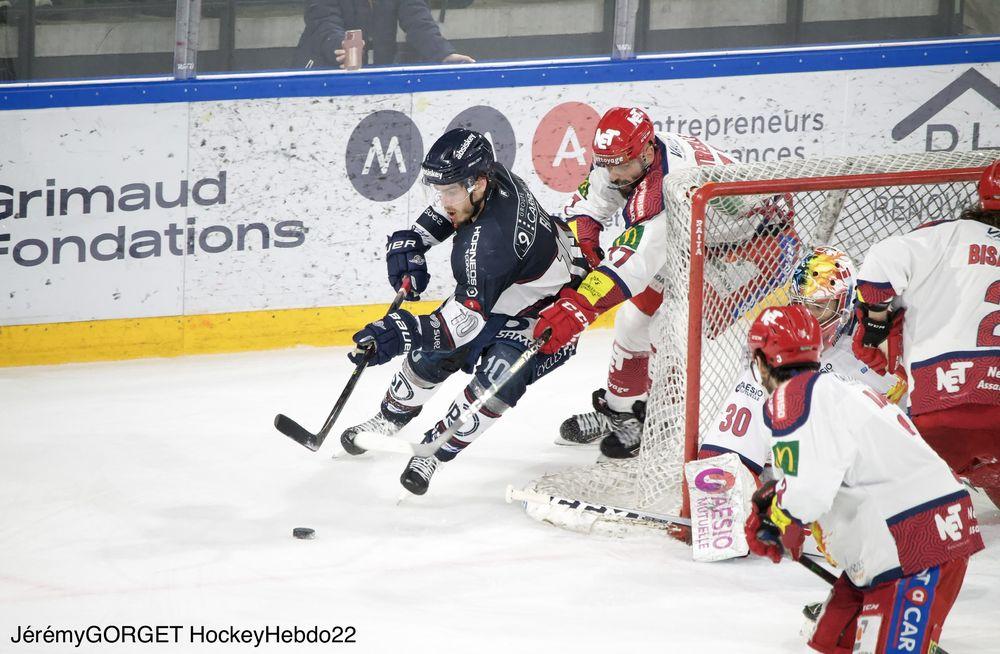 Angers  4 - 5 Grenoble 