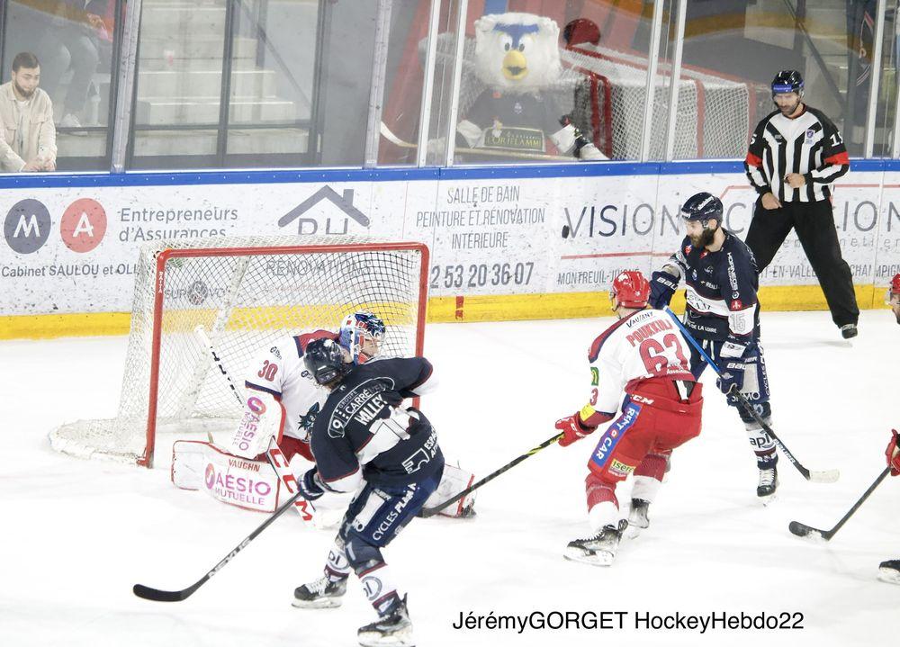 Angers  4 - 5 Grenoble 