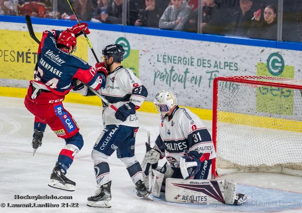 Grenoble  5 - 1 Angers 